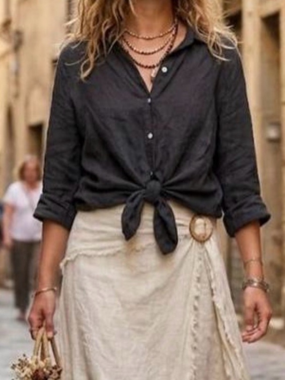 Italian Linen Button-Up Blouse - Picture 9 of 9